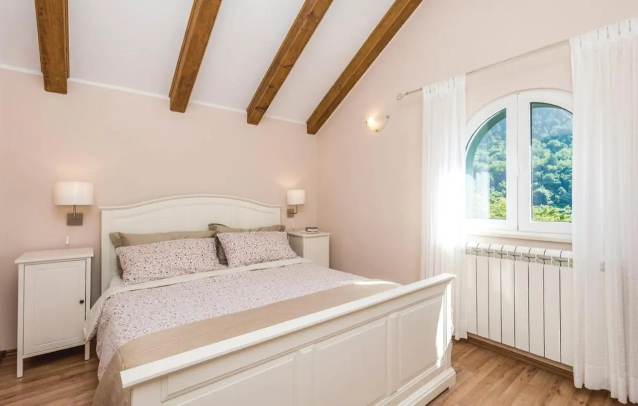 Villa Sirotnjak Lovran
